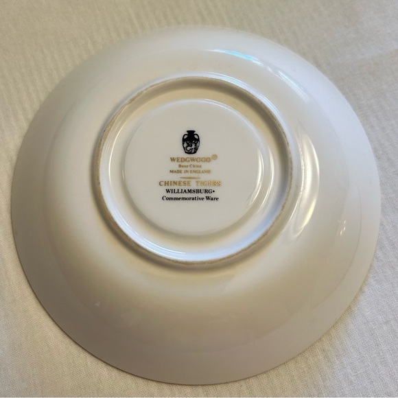 Wedgewood Chinese Tigers saucer - Picture 3 of 3